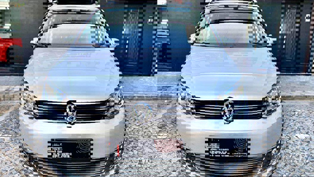 Volkswagen Touran de 2011
