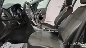 Opel Astra de 2012