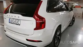 Volvo XC90 2.0 T8 PHEV R-Design AWD de 2021