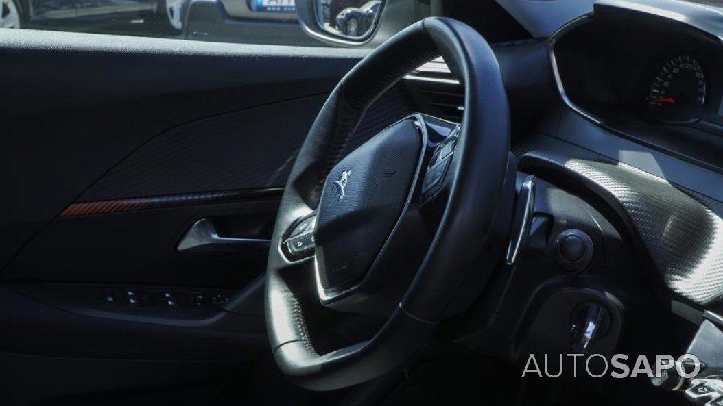 Peugeot 2008 1.2 PureTech Active Pack EAT8 de 2022
