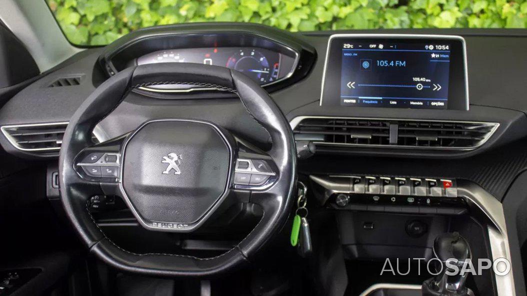 Peugeot 5008 1.5 BlueHDi Active de 2019