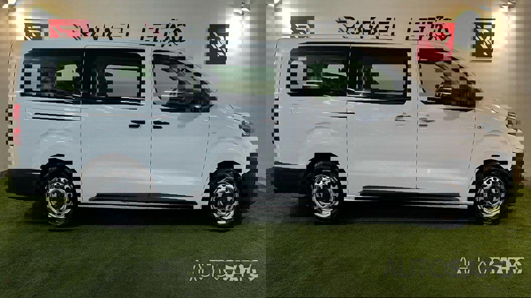Peugeot Traveller 1.5 BlueHDi L2H1 Active Standard de 2021
