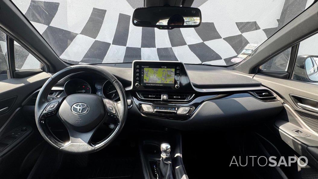 Toyota C-HR 1.8 Hybrid Square Collection de 2021