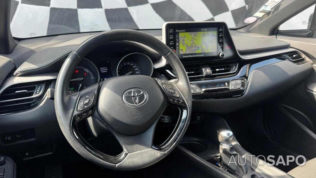 Toyota C-HR 1.8 Hybrid Square Collection de 2021
