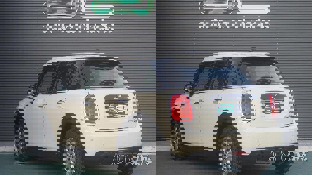 MINI One de 2016