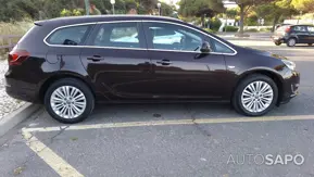 Opel Astra J Sports Tourer de 2014