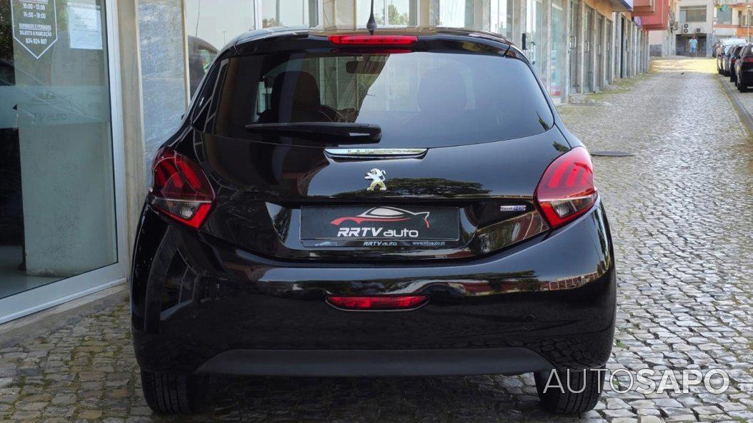 Peugeot 208 de 2016