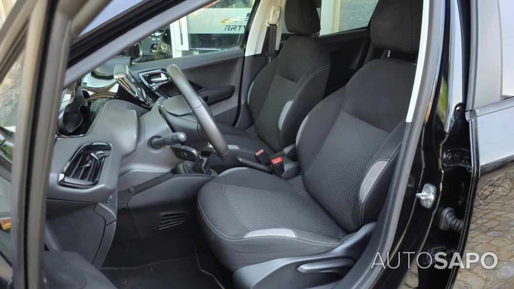 Peugeot 208 de 2016