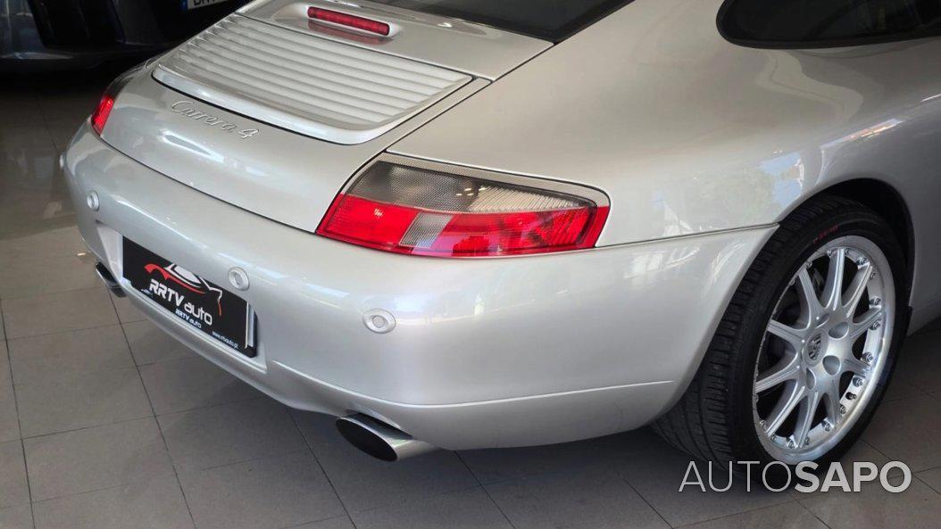 Porsche 911 de 2000