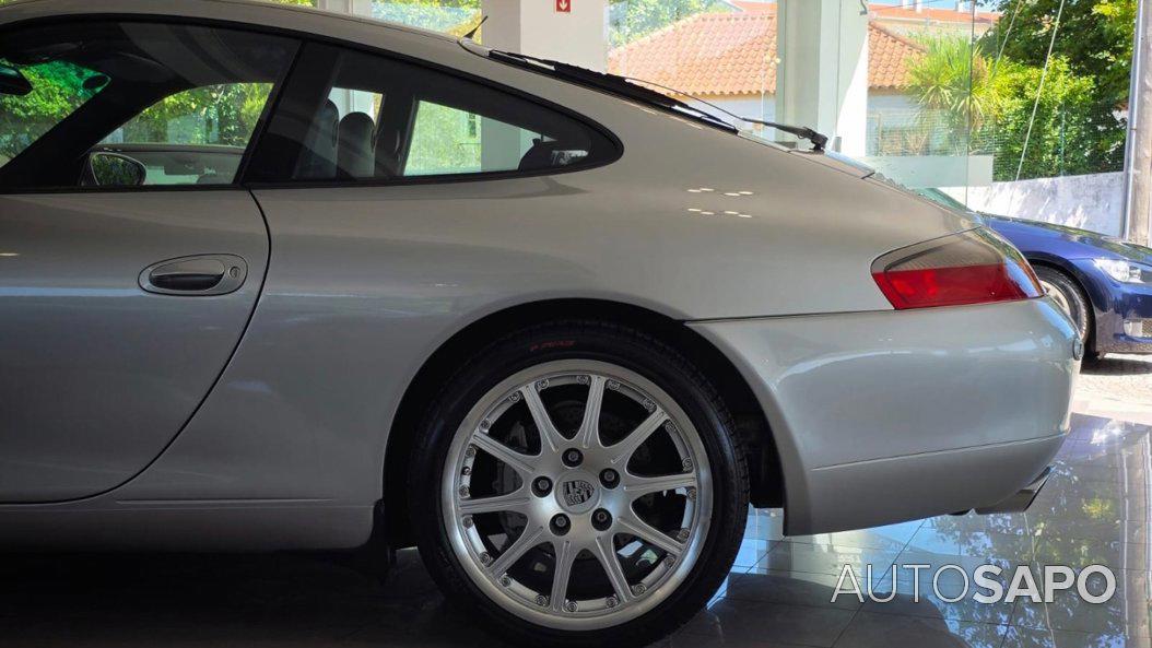 Porsche 911 de 2000