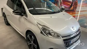 Peugeot 208 de 2015