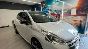 Peugeot 208 de 2015