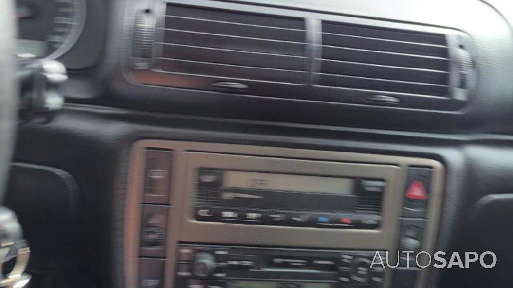 Volkswagen Passat 1.9 TDi Highline de 2001