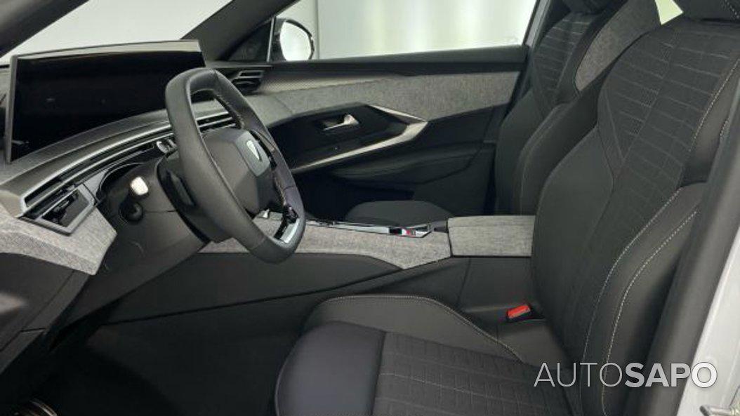 Peugeot 3008 1.2 PureTech GT EAT8 de 2025