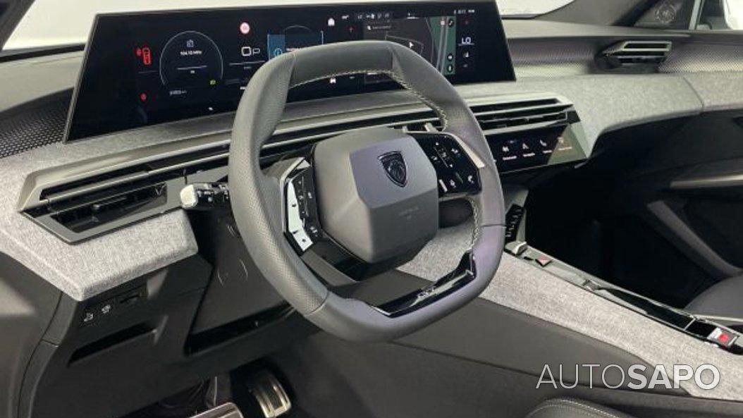 Peugeot 3008 1.2 PureTech GT EAT8 de 2025