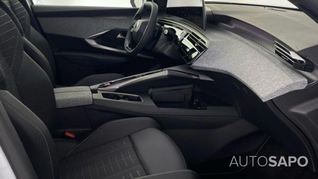 Peugeot 3008 1.2 PureTech GT EAT8 de 2025