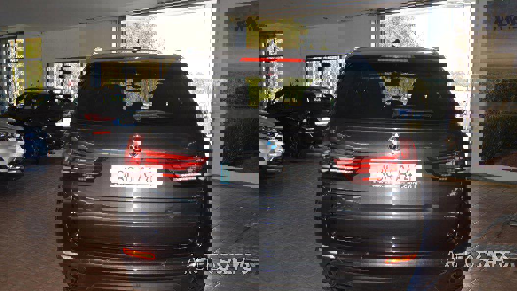 BMW X5 25 d sDrive Comfort 7L de 2015