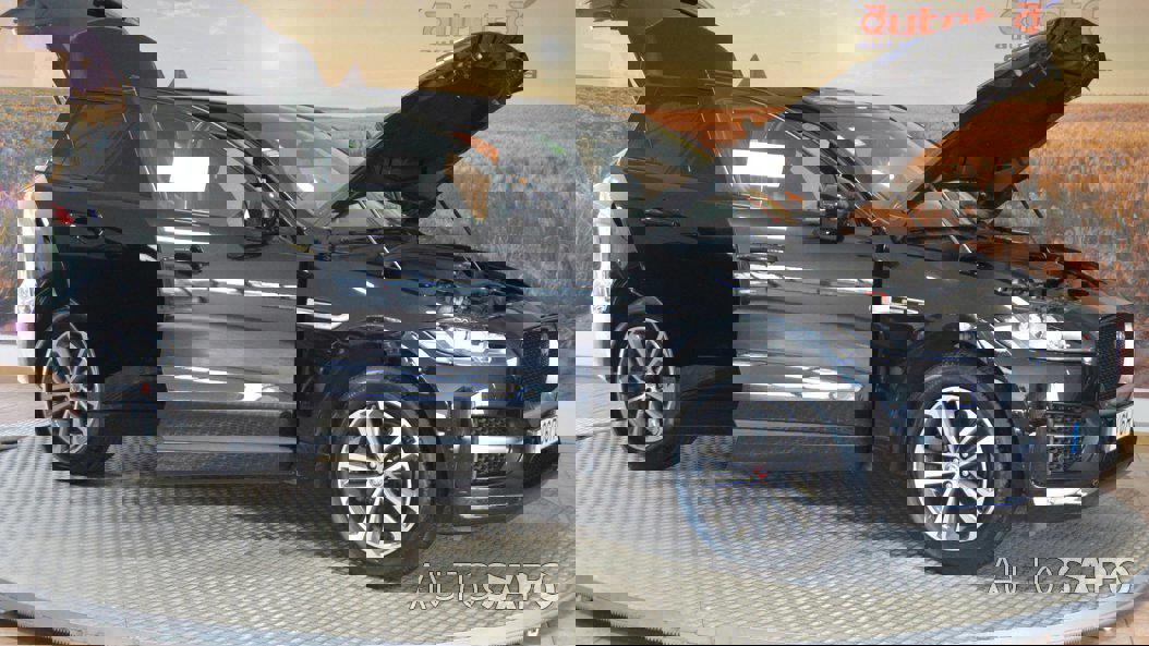 Jaguar F-Pace de 2016
