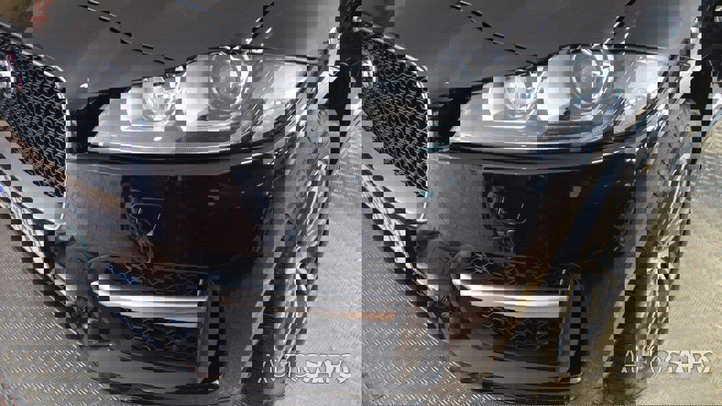 Jaguar F-Pace de 2016