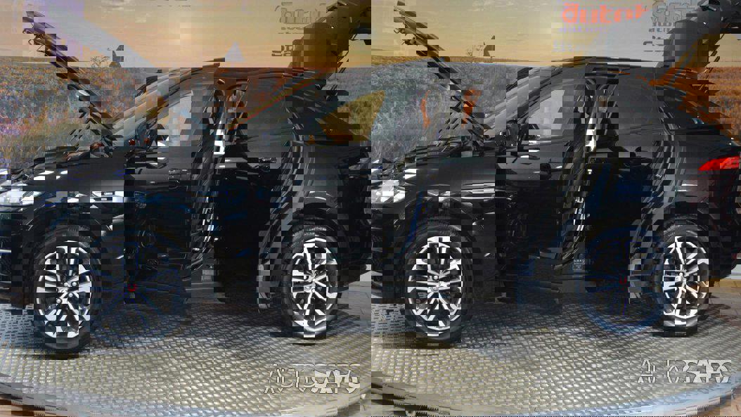 Jaguar F-Pace de 2016