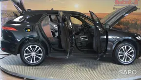Jaguar F-Pace de 2016
