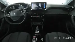 Peugeot 2008 1.2 PureTech Allure EAT8 de 2021