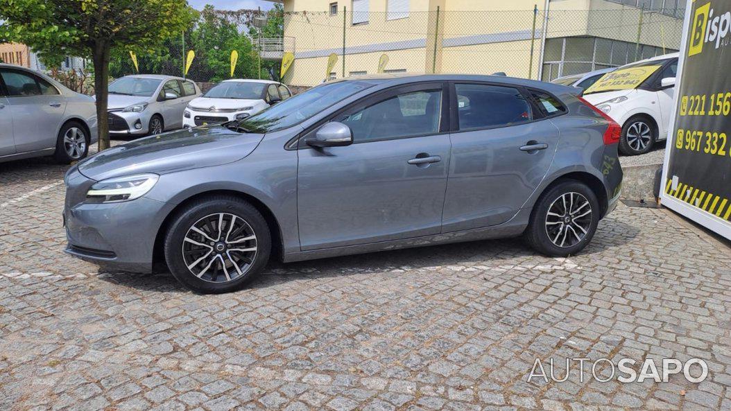 Volvo V40 2.0 D3 Momentum de 2019