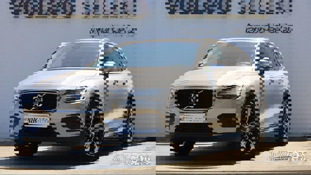 Volvo V60 Cross Country 2.0 B4 Geartronic de 2024