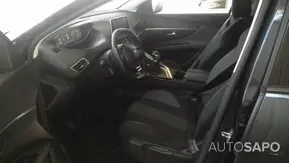 Peugeot 5008 1.5 BlueHDi Active de 2019