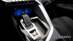 Peugeot 3008 1.2 PureTech Allure EAT8 de 2019