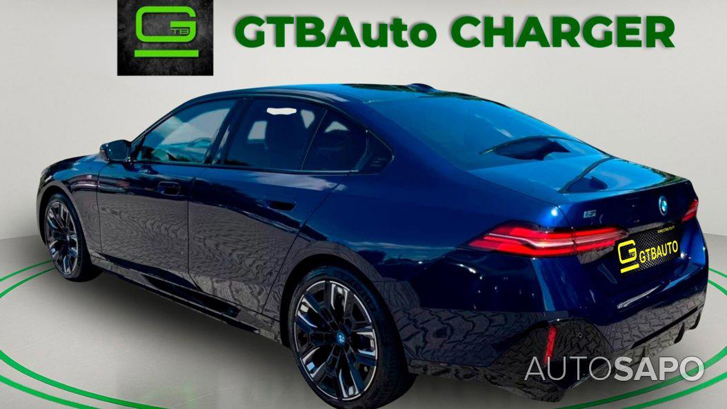 Tesla Model Y de 2024