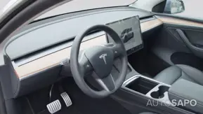 Tesla Model Y de 2024