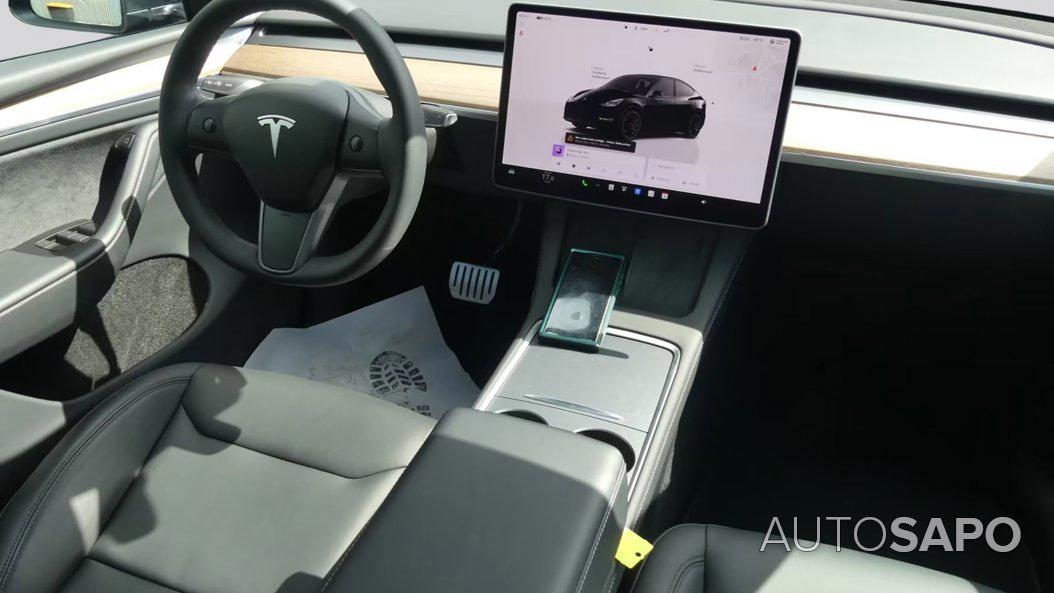 Tesla Model Y de 2024