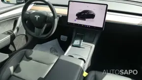 Tesla Model Y de 2024