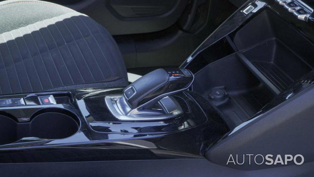 Peugeot 2008 1.2 PureTech Active Pack EAT8 de 2022