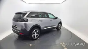 Peugeot 5008 de 2022