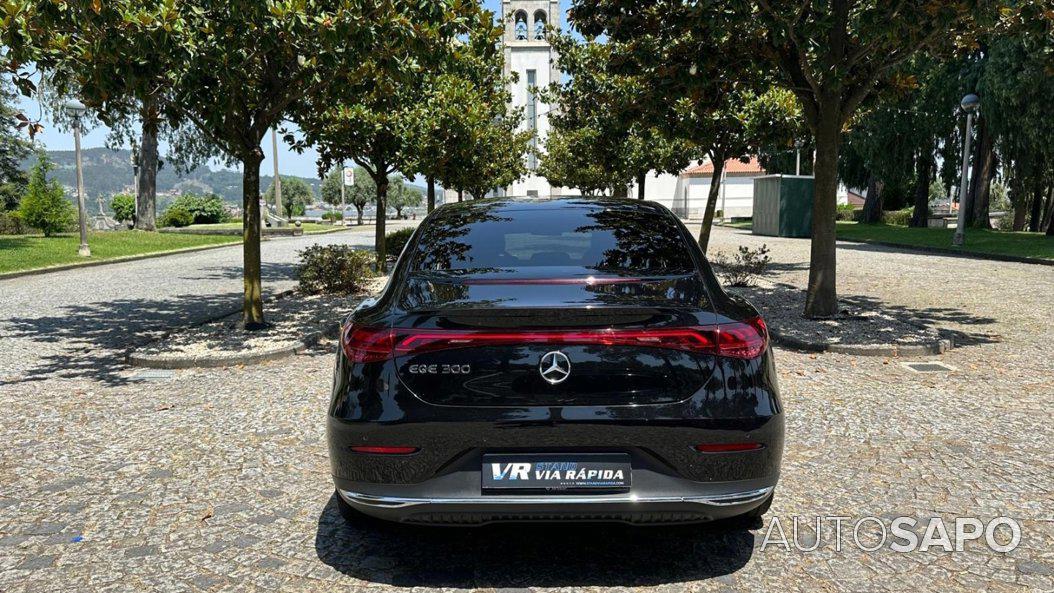 Mercedes-Benz EQE de 2024
