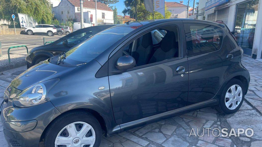 Toyota Aygo 1.0 + AC de 2010