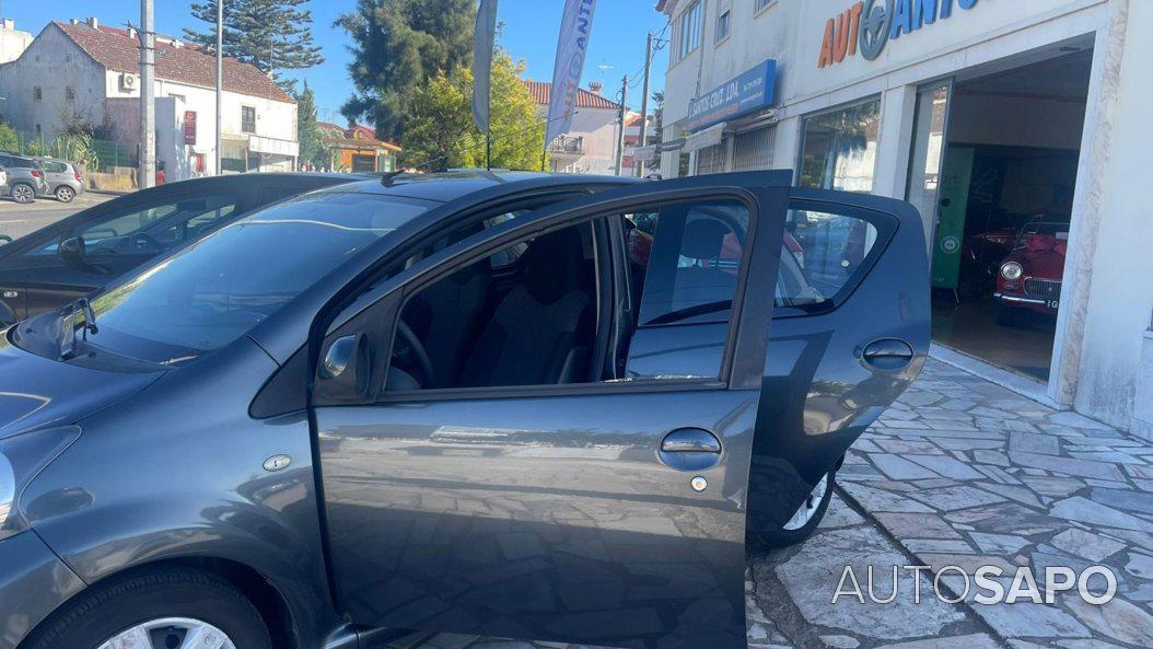 Toyota Aygo 1.0 + AC de 2010
