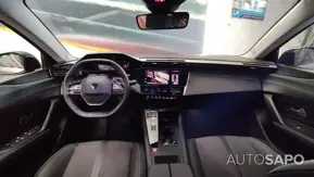 Peugeot 308 1.2 PureTech Allure EAT8 de 2024