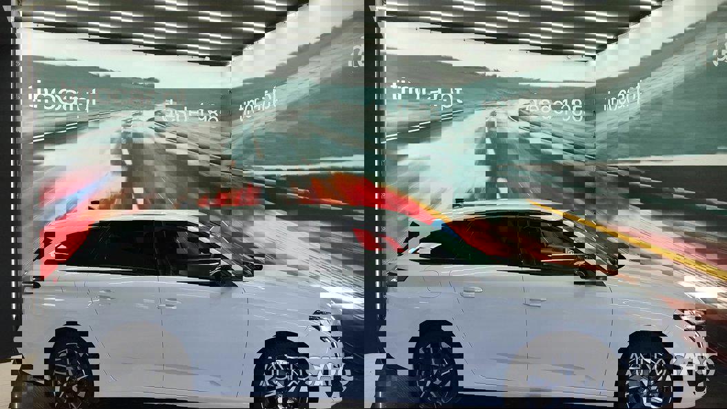 Peugeot 308 1.2 PureTech Allure Pack EAT8 de 2024