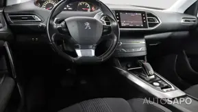 Peugeot 308 1.2 PureTech Allure de 2019