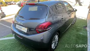 Peugeot 208 1.2 PureTech Style de 2017