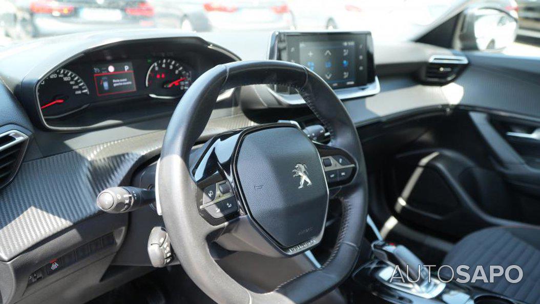 Peugeot 2008 1.2 PureTech Active Pack EAT8 de 2022