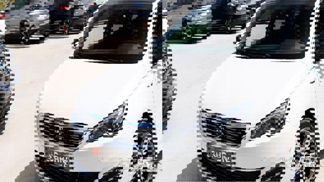 Peugeot 308 de 2015