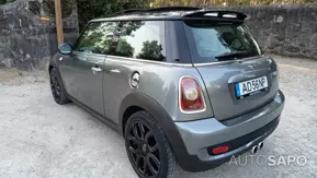 MINI Cooper de 2008