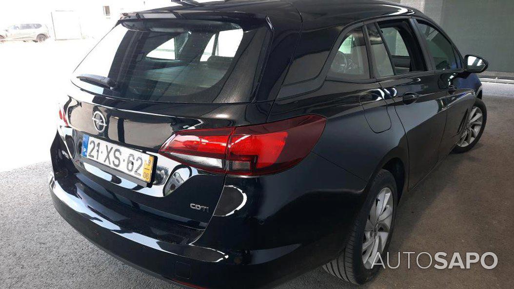Opel Astra de 2019