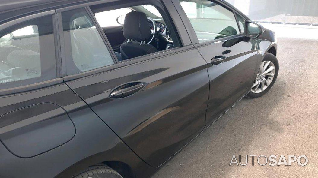 Opel Astra de 2019