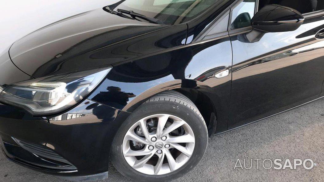 Opel Astra de 2019