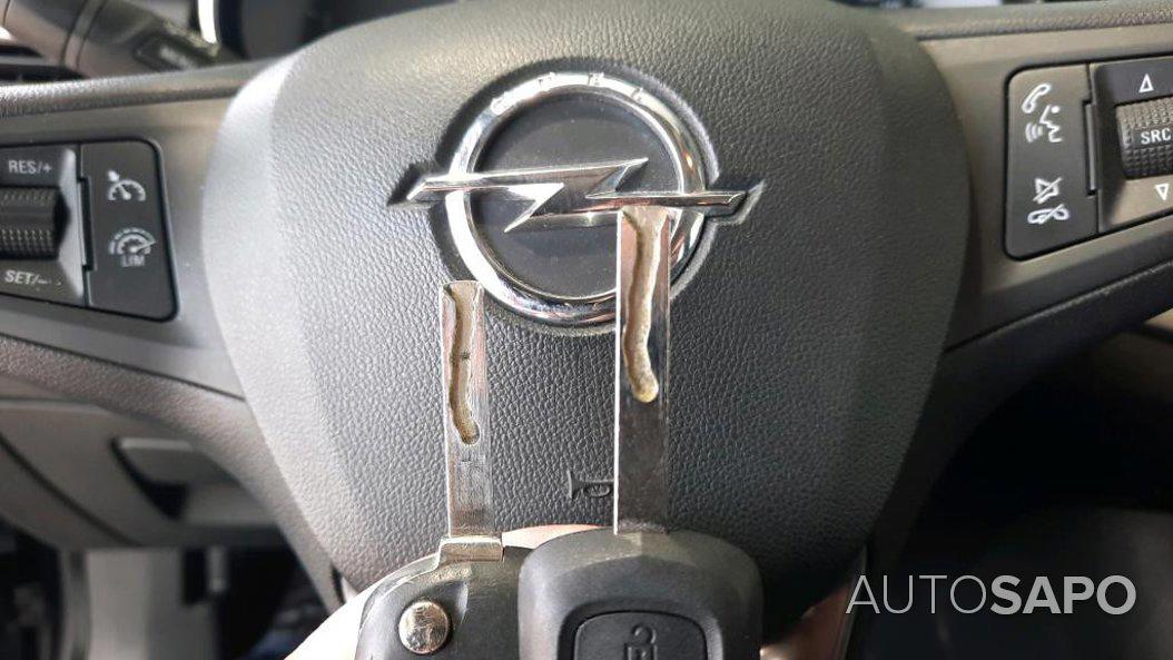 Opel Astra de 2019